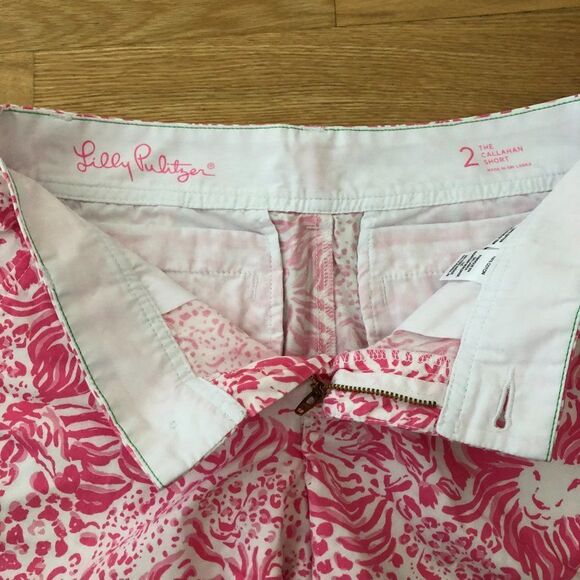 Lilly Pulitzer Get Spotted Callahan Short Pink White Size 2 - Picture 6 of 7